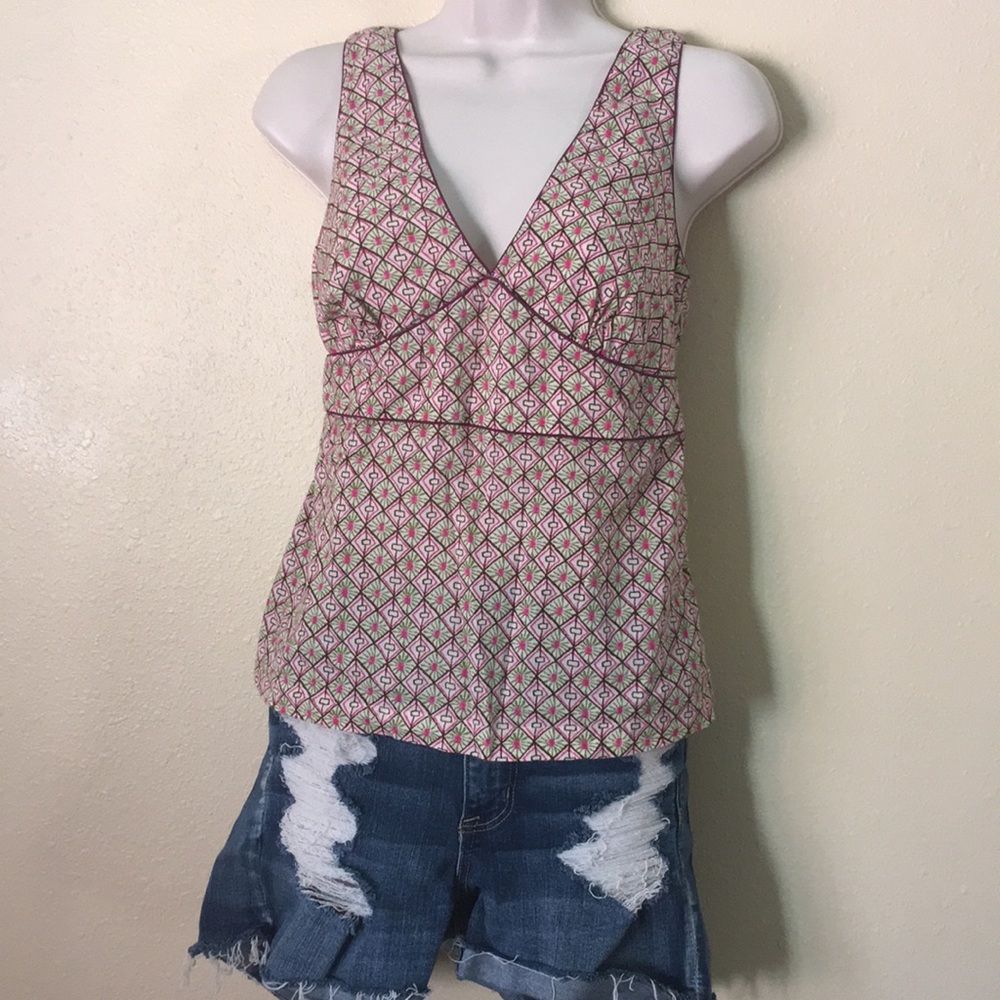 Gap geometric floral top. Pink, green & brown.  M